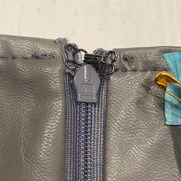 NWT LF vegan leather skirt - Picture 13 of 13